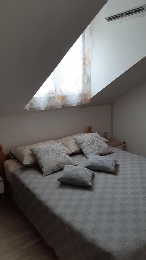 Seaview Apartment 奥米什 外观 照片