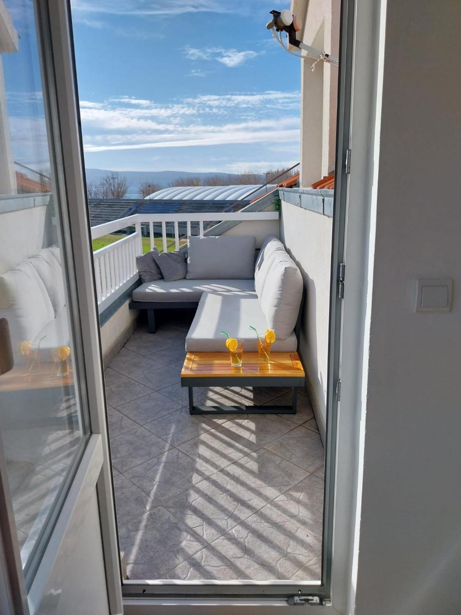 Seaview Apartment 奥米什 外观 照片